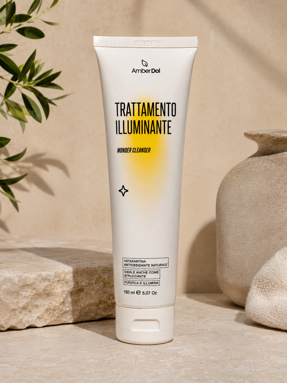 AmberDol Illuminating Treatment - Wonder Cleanser